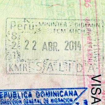 <Таможенный штамп: Перу; Главное управление по миграции и гражданству; Международный аэропорт Хорхе Чавеса; выезд; 22 августа 2014; 821.>